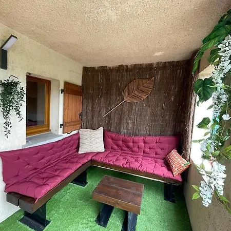 Cocoon Hut 아파트 빌뇌브루베