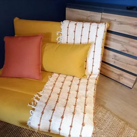 Cocoon Hut Apartment *