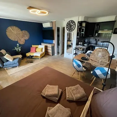 Cocoon Hut * Villeneuve-Loubet